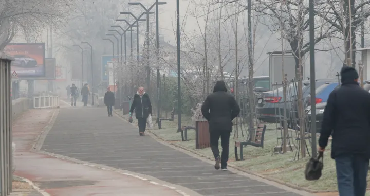 Magla smog zagađenje maska/Senad Gubelić