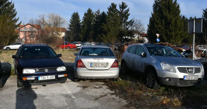 oduzeta vozila sanka&scaron;ima sa autoputa/MUP KS/