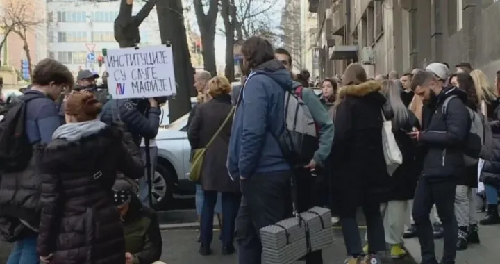 Okupljanje je počelo pola sata prije najavljene blokade/Screenshot/