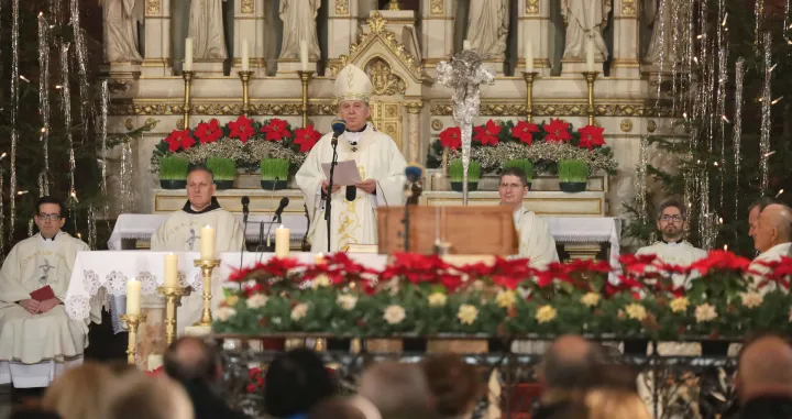 Svečana sveta misa na svetkovinu Božića u sarajevskoj Katedrali Srca Isusova/Senad Gubelić