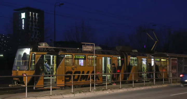Pred obustavu vožnje GRAS-a i novi odredbi kriznog &scaron;taba o kretanju.Novi grad./Senad Gubelić