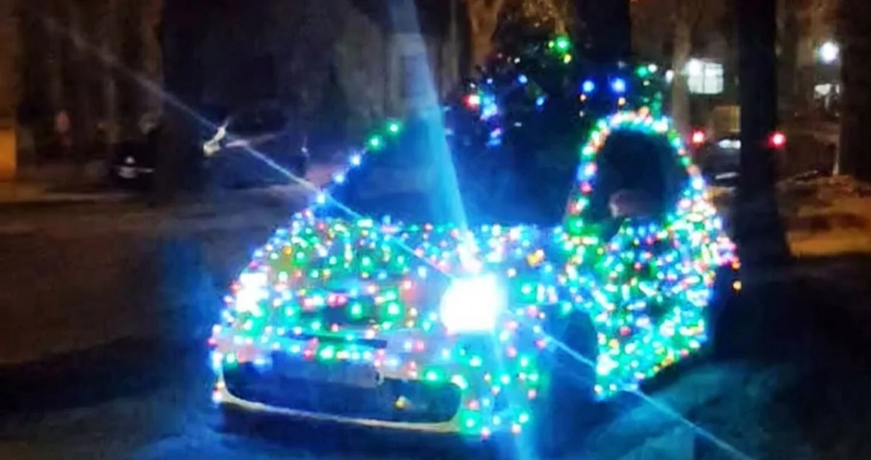 Automobil u BiH sija kao Las Vegas/Youtube/@infobijeljina