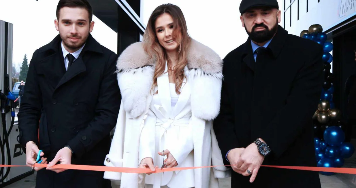 Proširili biznios/Muhamed Tunović/