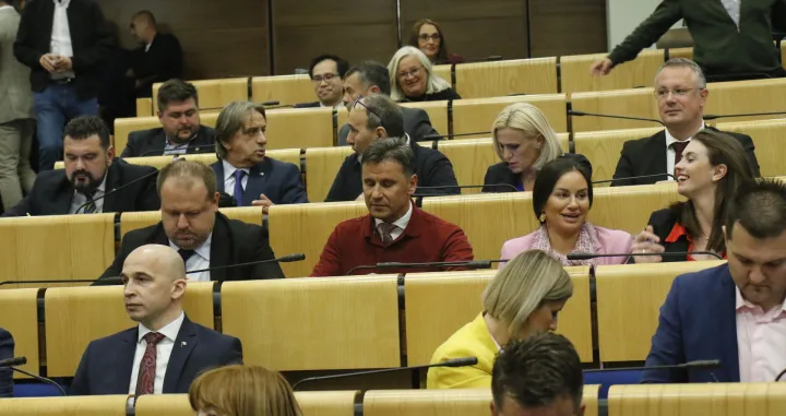 Sjednica Predstavničkog doma Parlamenta FBiH imenovanje vlade fbih/Senad Gubelić