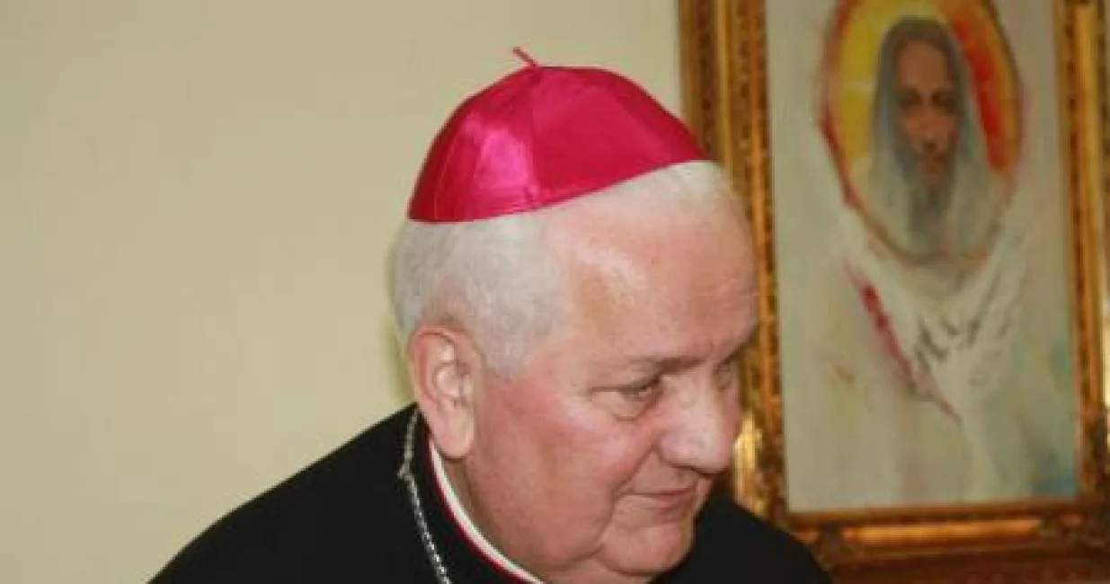 Papa Franjo prihvatio je odreknuće od pastoralnog vodstva Banjalučke biskupije Franje Komarice/