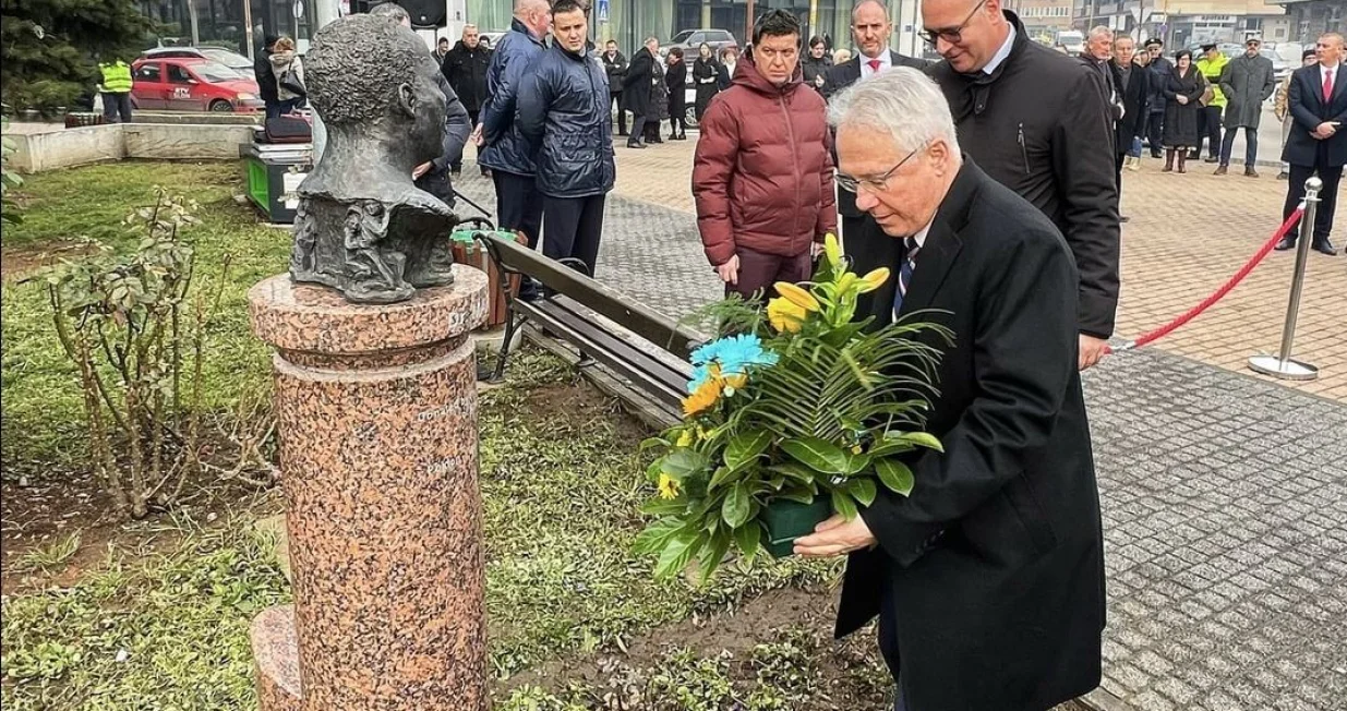 murphy tuzla king.JPG/Sanja ДђukiД&Dagger;