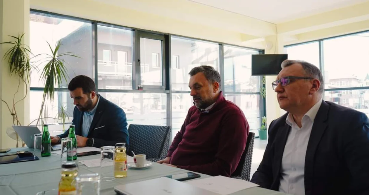 Predsjedništvo Naroda i pravde je održalo sjednicu u Gornjem Vakufu/ NiP/Ajdinbostan