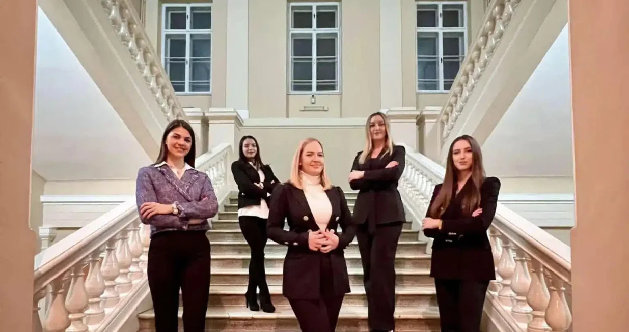 Studentsko-trenerski tim, Pravni fakultet Univerziteta u Sarajevu, PFUS/Pfus