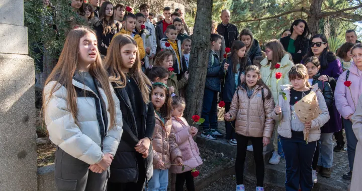 Stogodi&scaron;nji pomen Aleksi &Scaron;antiću (Aleksa &Scaron;antić), SPKD Prosvjeta Gradski odbor Mostar i SPKU Gusle, srpsko pravoslavno groblje Bjelu&scaron;ne u Mostaru/Spkd Prosvjeta