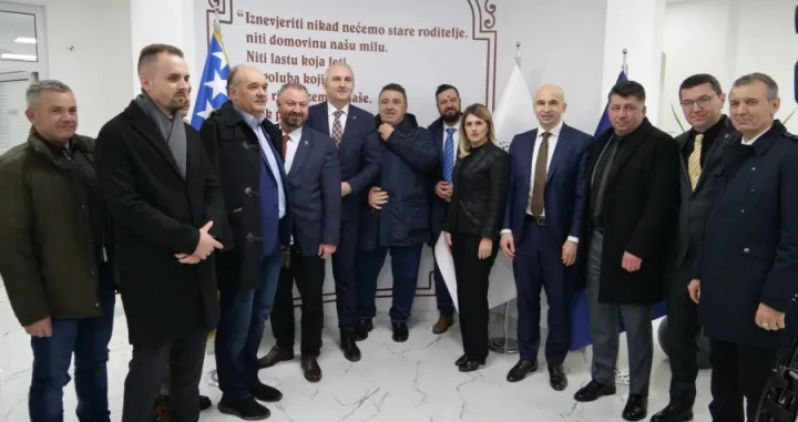 Delegacija vlade zdk-a u posjeti Udruženju Biznis centar Jelah Tešanj/