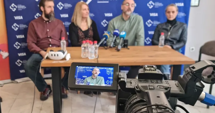 Stećakland kamerni/