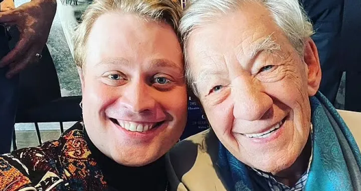 Ian McKellen (84) i Oscar Conlon-Morrey (30)/ Screenshot/ Instagram/