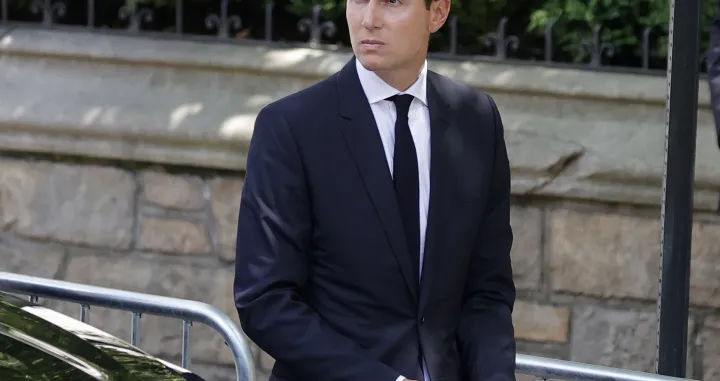epa10083114 Jared Kushner (C) arrives for the funeral of his mother-in-law, Ivana Trump, the first wife of Former US President Donald Trump at St. Vincent Ferrer Roman Catholic Church in New York, New York, USA, 20 July 2022. Ivana Trump, the first wife of former President Donald Trump, has died at age 73 on 14 July 2022. EPA/JASON SZENES/Jason Szenes
