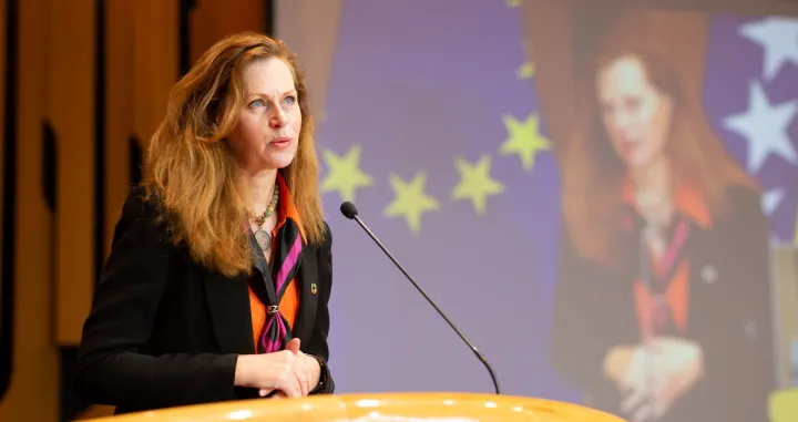 Ingrid Macdonald.jpg/