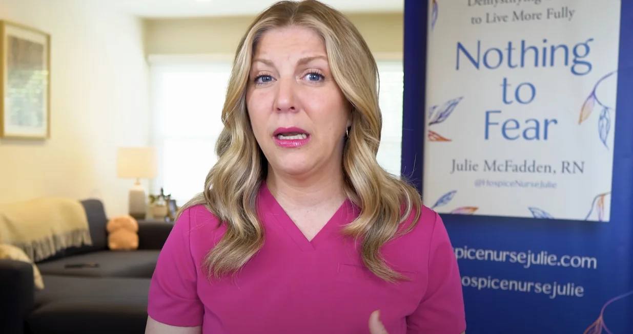 Julie McFadden/ Screenshot/ YouTube/