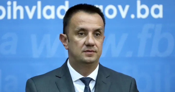 Vlada Federacije Bosne i Hercegovine nakon održane sjednice pres konferencija/Senad Gubelić