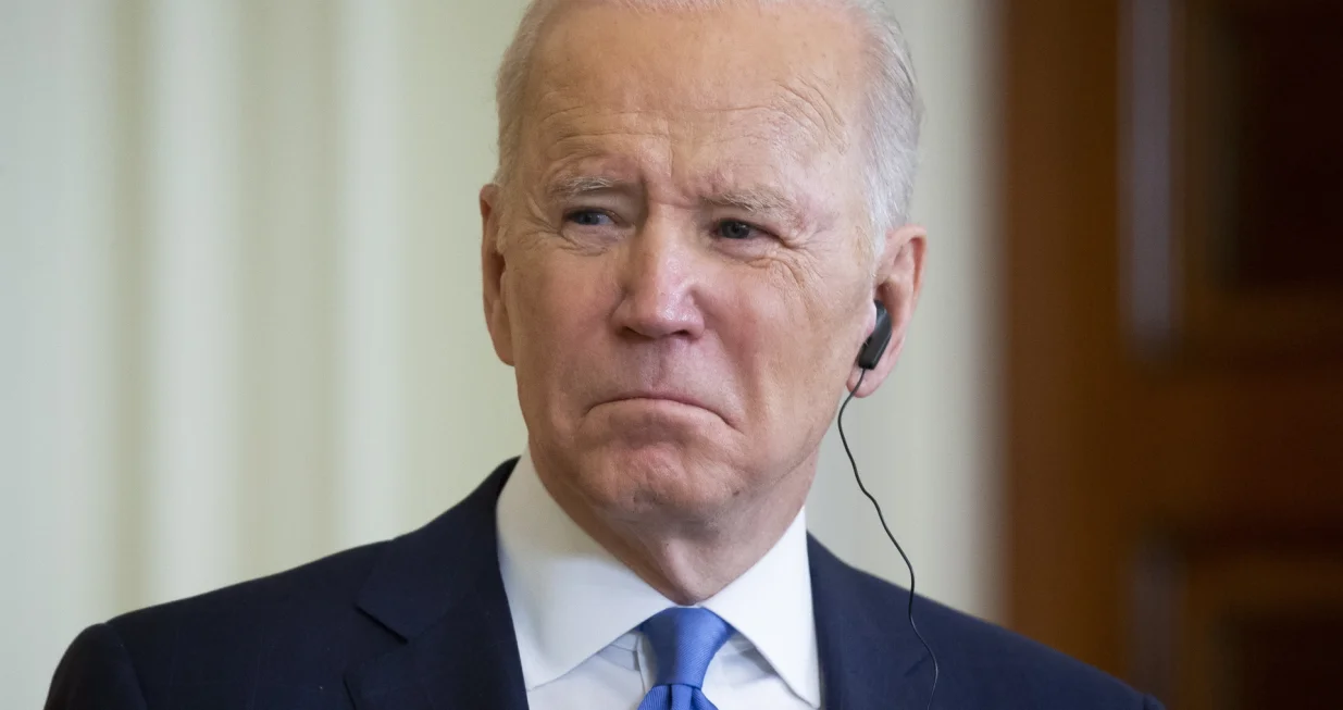 epa09736568 US President Joe Biden listens during a joint news conference with Chancellor of Germany Olaf Scholz (not pictured) in the East Room of the White House in Washington, DC, USA, 07 February 2022. Biden hosts Scholz on his first trip to the White House as Chancellor of Germany, to discuss the buildup of Russian forces on the border of Ukraine and other bilateral concerns. EPA/MICHAEL REYNOLDS/Michael Reynolds