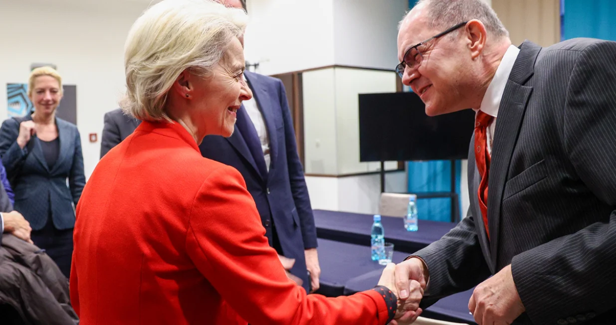 Ursula von der Leyen i Christian Schmidt/X