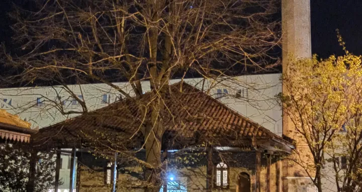 Čaršijska džamija u Zenici/