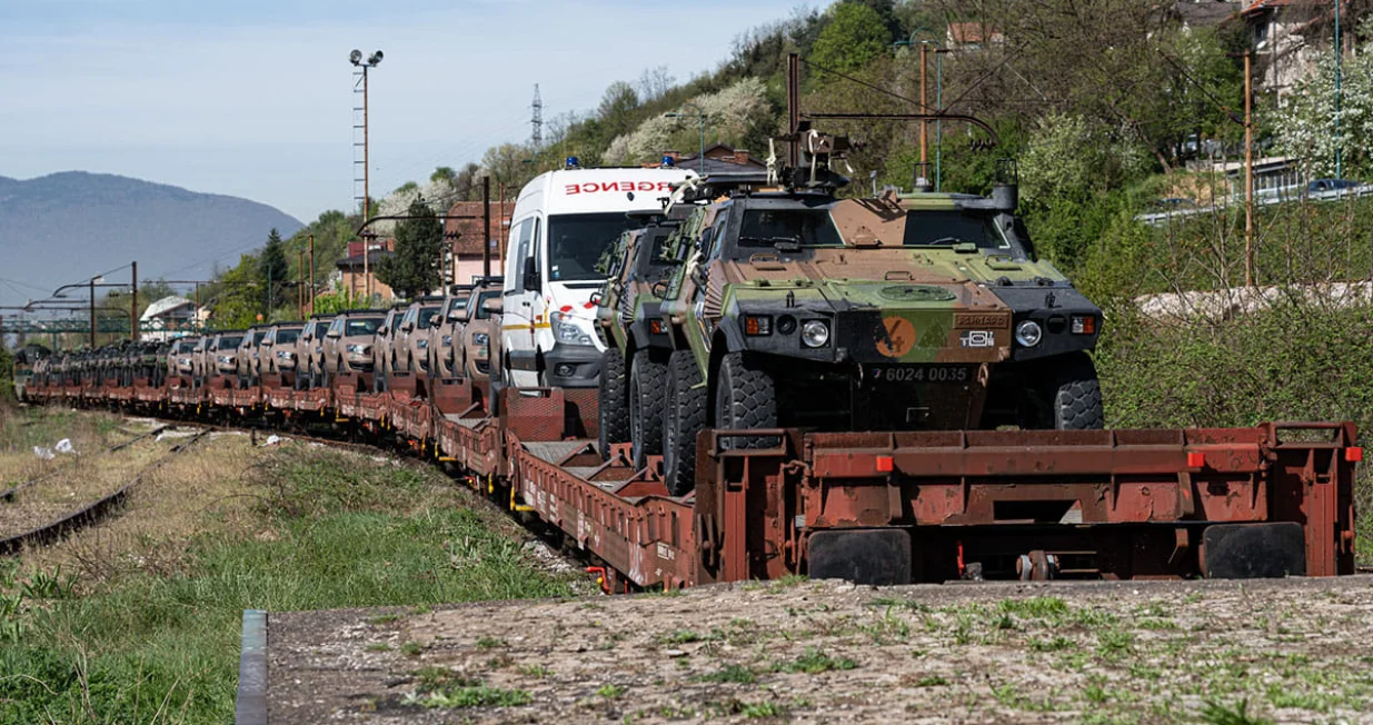eufor vojna oprema facebook/