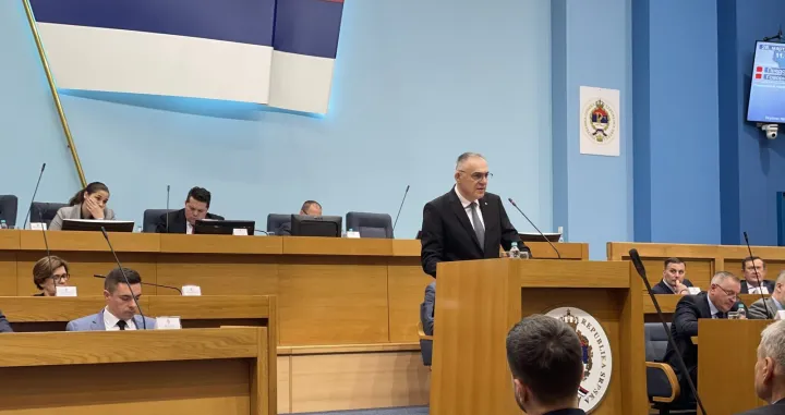 Posebna sjednica Narodne skupštine Republike Srpske nakon odluke visokog predstavnika Christiana Schmidta, Milan Miličević, predsjednik SDS-a/