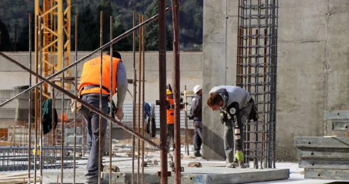 Građevina i bolovanje/