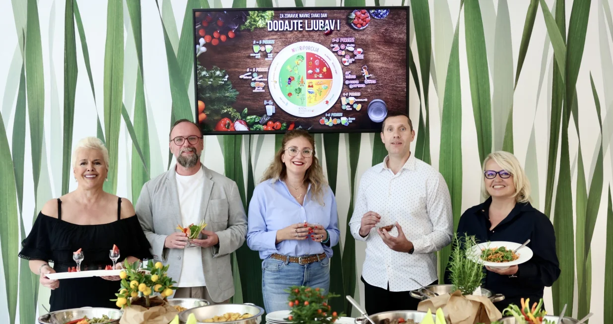 Slavica Delibašić, Aleksandar Marić, Irzada Taljić, Erol Kovačević i Koraljka Novina-Brkić, Nestle "Zdravo!"/