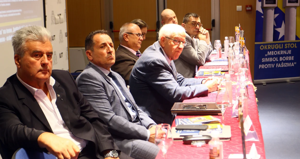 učesnici okruglog stola u Travniku/Muhamed Tunović