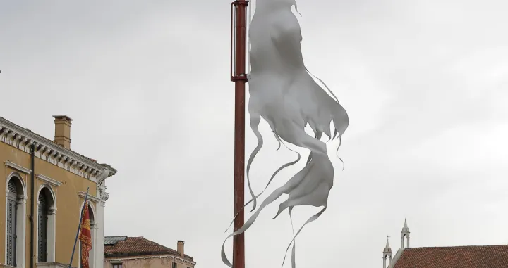 'Cease' Šejle Kamerić u Veneciji/Sasha Vajd/