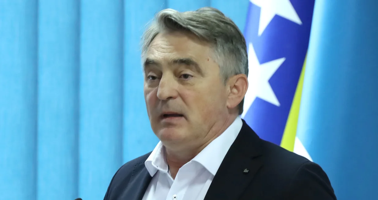 FPN - Predsjedavajući Predsjedništva BiH Željko Komšić predavanje Dan nezavisnosti BiH: Izazovi i odgovori/Senad Gubelić