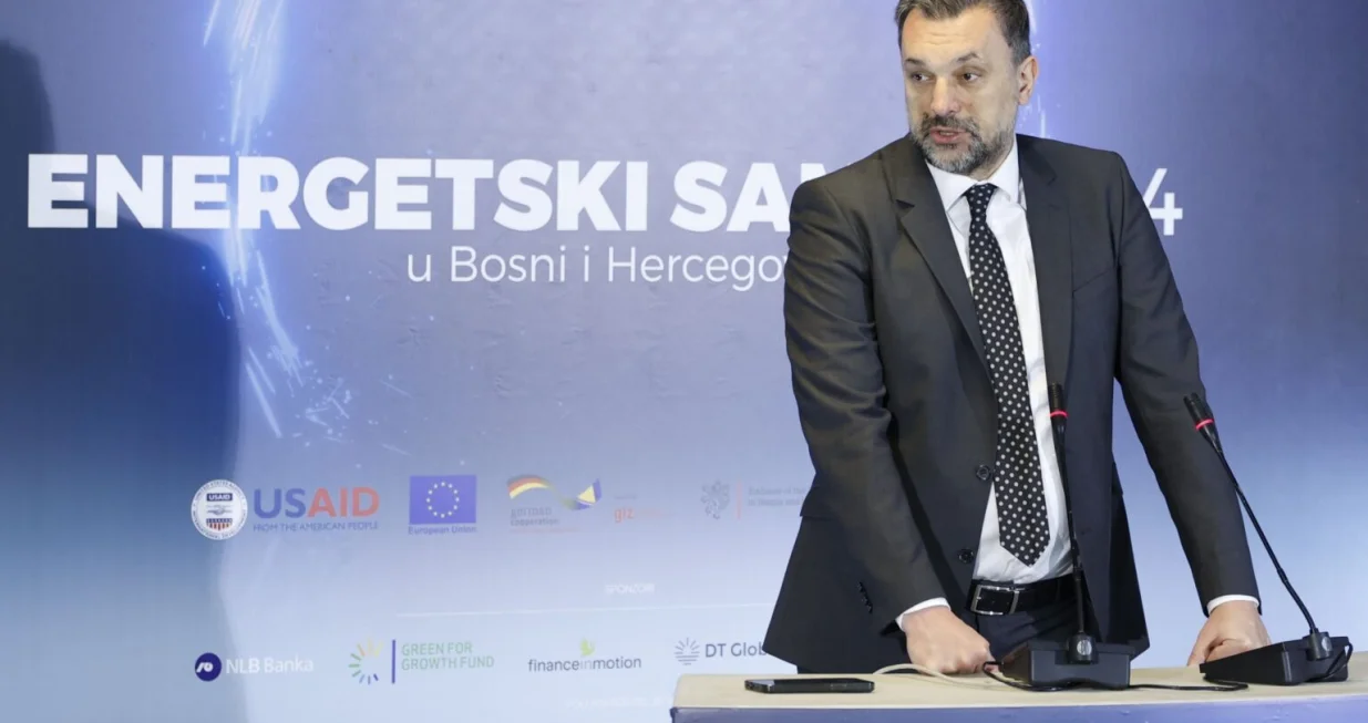 Elmedin Konaković/Fena/