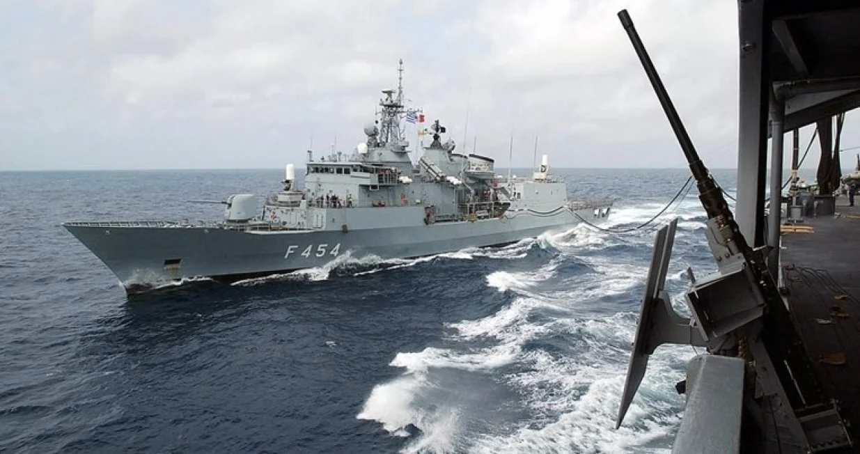 Intervenirao vojni brod/The U.S. National Archives/