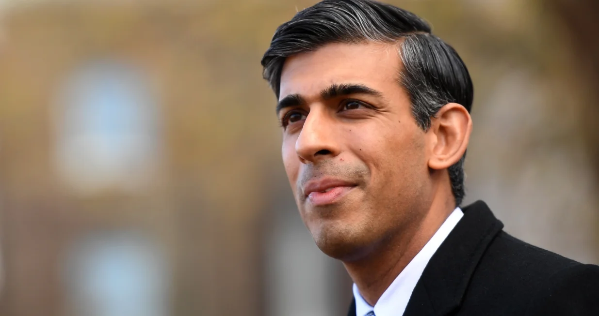 epa10320453 British Prime Minister Rishi Sunak during a welcoming ceremony for South African President Ramaphosa (not pictured) at Horse Guards Parade in London, Britain, 22 November 2022. South African President Ramaphosa is on a two day state visit to Britain. EPA/ANDY RAIN/Andy Rain