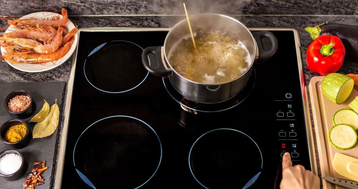 indukcijska ploča kuhanje/