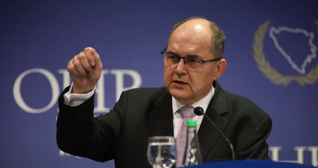 Visoki predstavnik Christian Schmidt nametnuo tehničke izmjene Izbornog zakona u Bosni i Hercegovini./Senad Gubelić