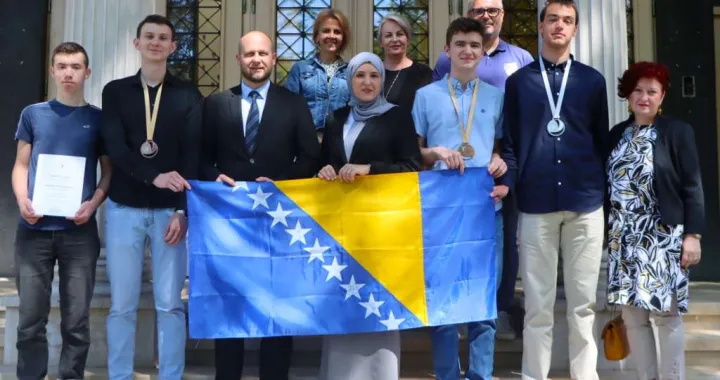 Sarajevski učenici osvojili su četvrto mjesto na Balkanskoj matematičkoj olimpijadi (BMO), koja je održana od 27. aprila do 2. maja u bugarskoj Varni/