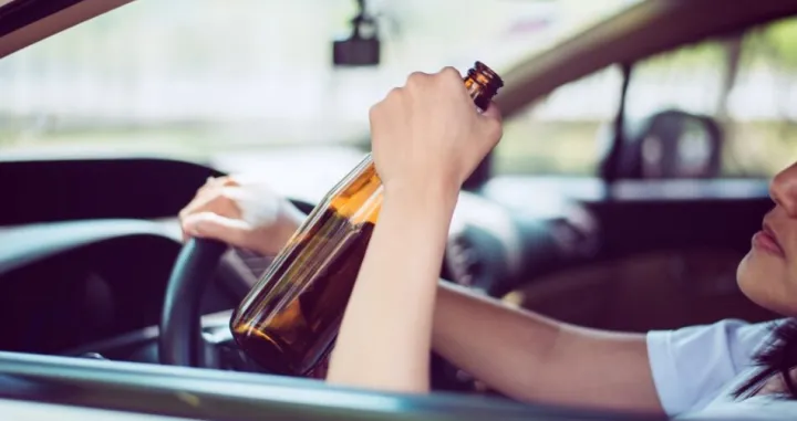 Pijana vozačica/