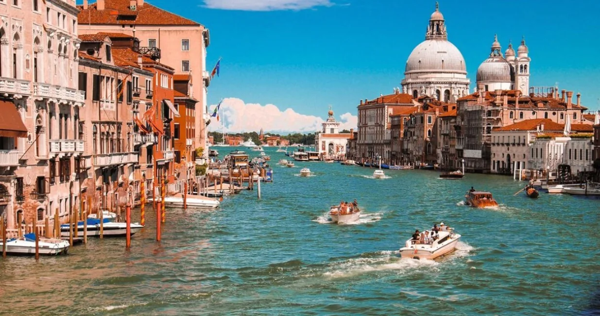 venecija archdaily. com/