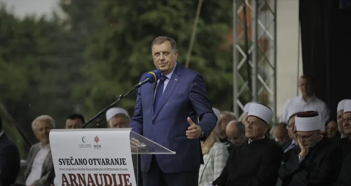 Milorad Dodik na otvaranju obnovljene džamije Arnaudija u Banjaluci/Anadolija