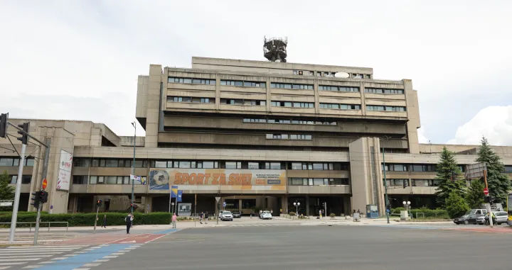 Zgrada Bhrt-a ul: Bulevar Meše Selimovića/Senad Gubelić