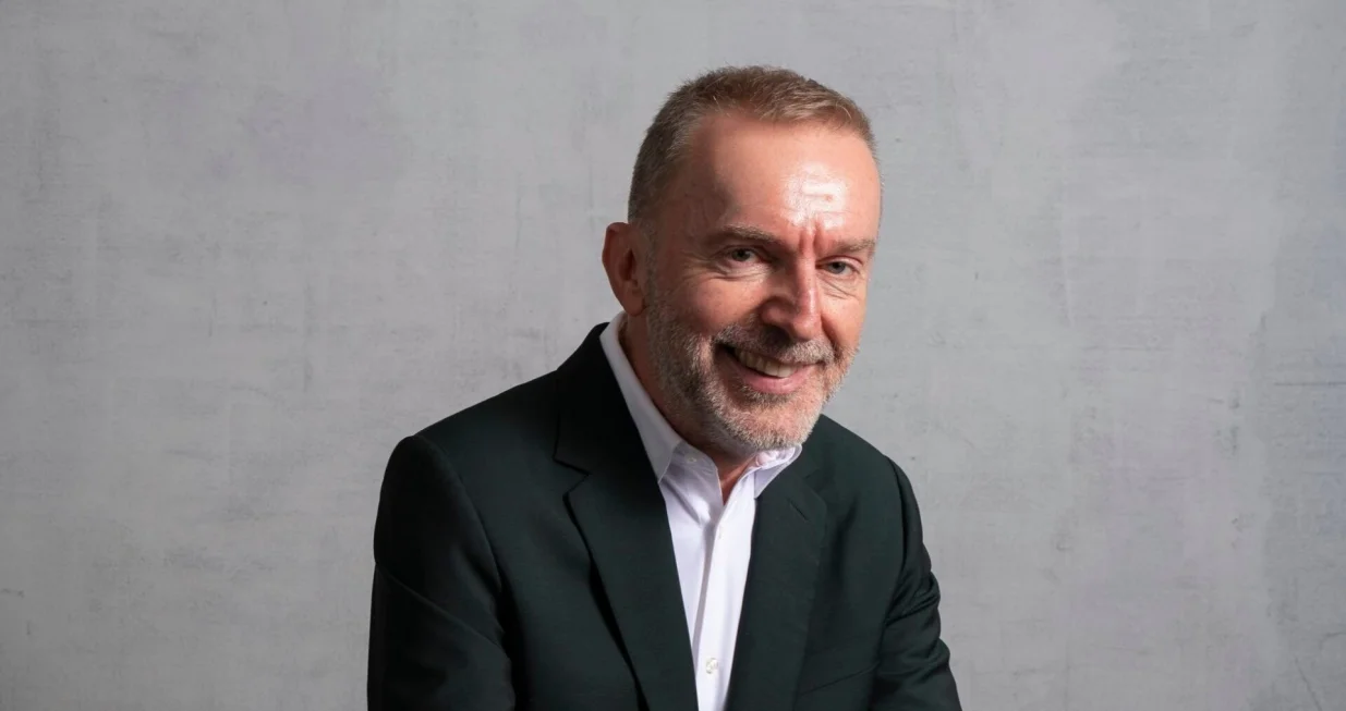 Peđa Mužijević, renomirani sarajevski pijanist i kustos s njujorškom adresom/