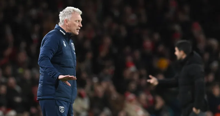 epa10378824 West Ham's manager David Moyes reacts during the English Premier League soccer match between Arsenal Football Club and West Ham United in London, Britain, 26 December 2022. EPA/Neil Hall EDITORIAL USE ONLY. No use with unauthorized audio, video, data, fixture lists, club/league logos or 'live' services. Online in-match use limited to 120 images, no video emulation. No use in betting, games or single club/league/player publications