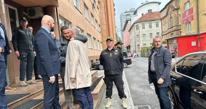 Munjić i Selmanović dočekani ispred FUP-a/FUP/