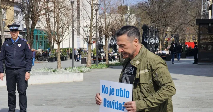 Davor Dragičević /Goran Dakić/