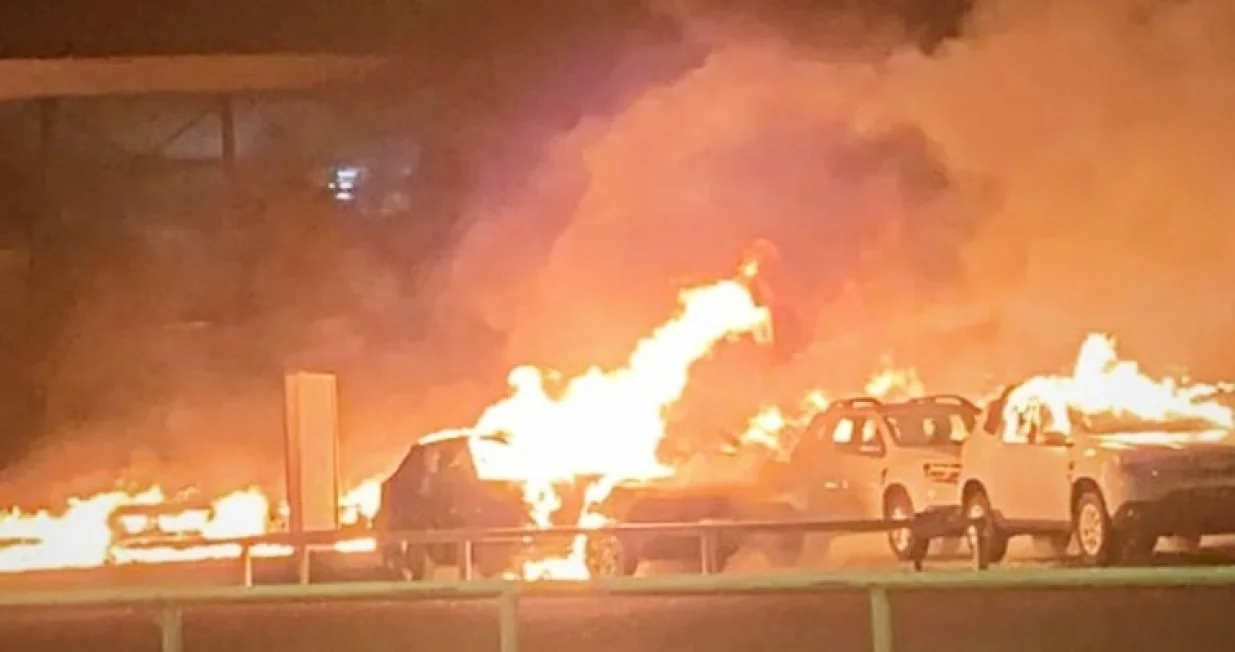 Izbili nemiri/X.com/