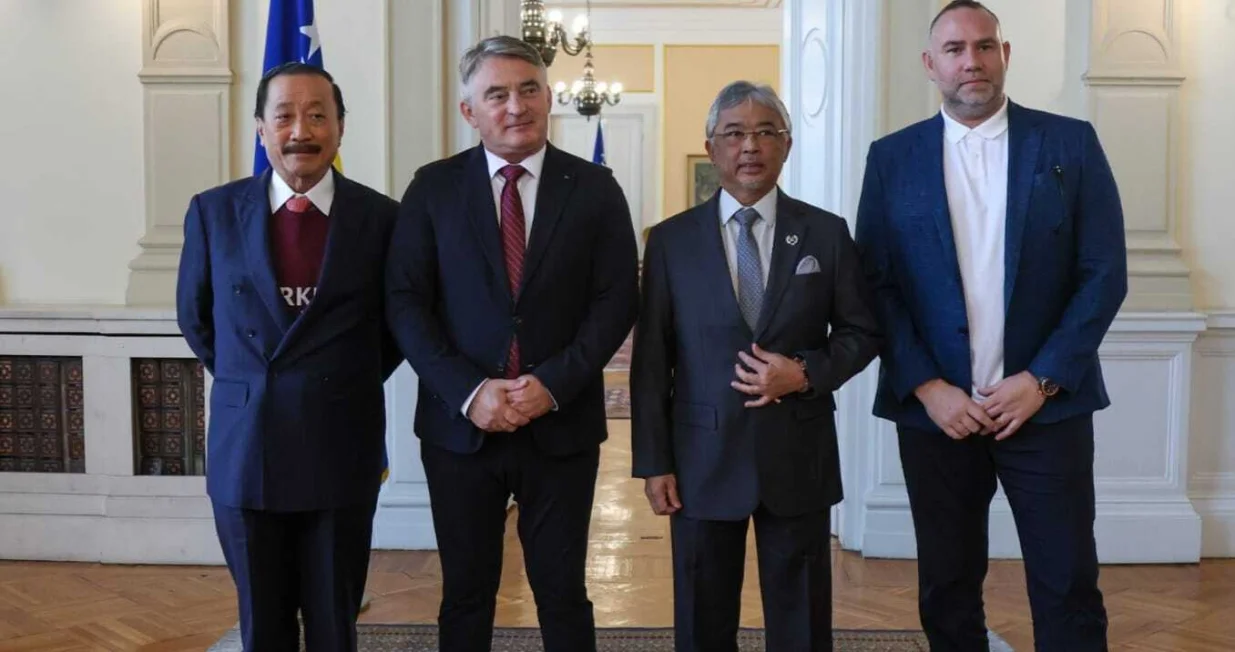 Vincent Tan Sultan Abdullah Željko Komšić Ismir Mirvić