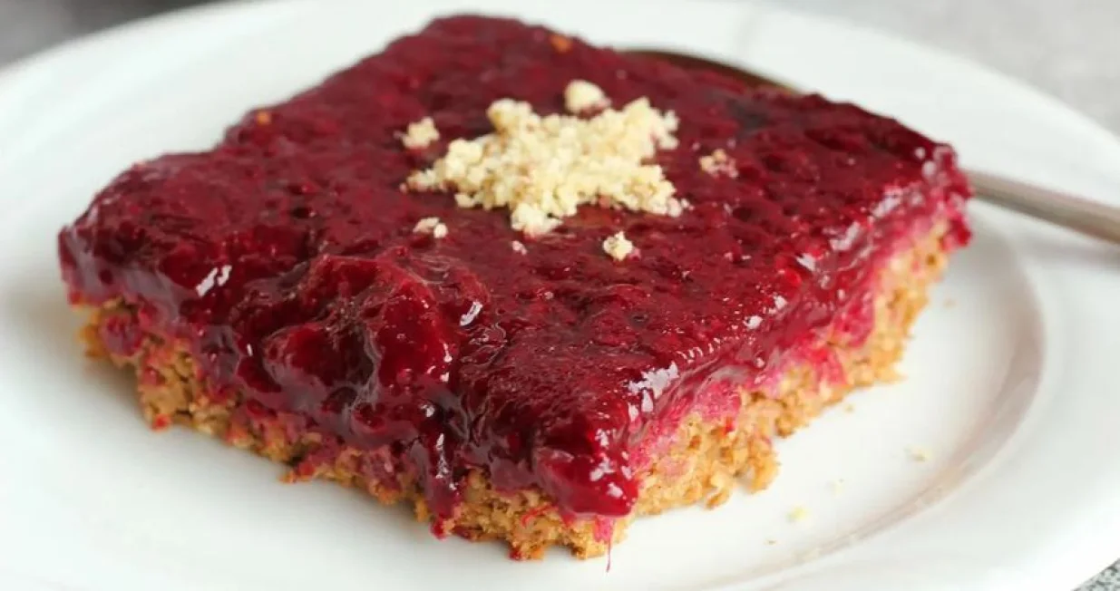 Voćni kolač bez brašna/Jekajekago/instagram