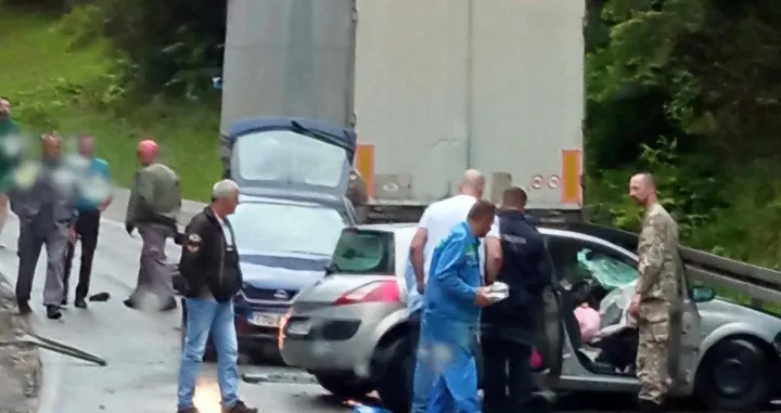 U nesreći su učestvovala tri vozila/Čitatelj/