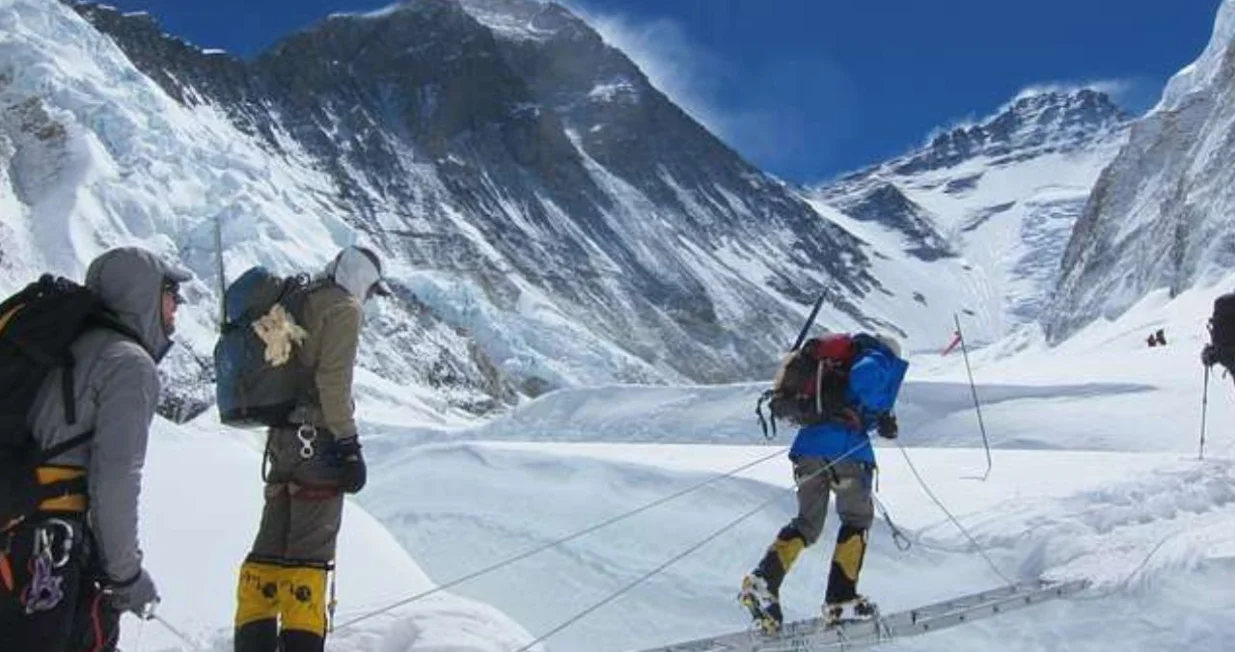 Mount Everest se suočava sa sve većim zagađenjem/Ilustracija/ CC0/