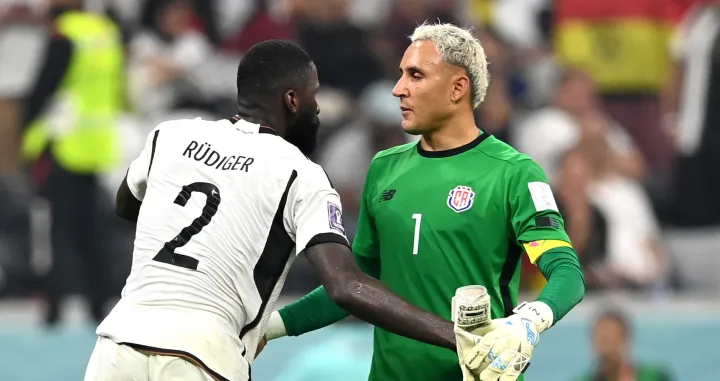 epa10343056 Goalkeeper Keylor Navas (R) of Costa Rica shakes hands with Antonio Ruediger of Germany after the FIFA World Cup 2022 group E soccer match between Costa Rica and Germany at Al Bayt Stadium in Al Khor, Qatar, 01 December 2022. EPA/Georgi Licovski
